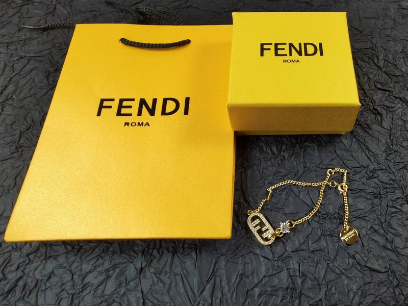 Fendi necklace 11lyr8
